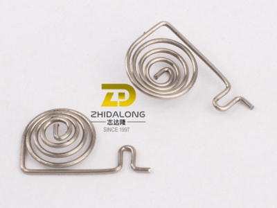 定制各類(lèi)車(chē)充彈簧，壓簧，扭簧，電子彈簧